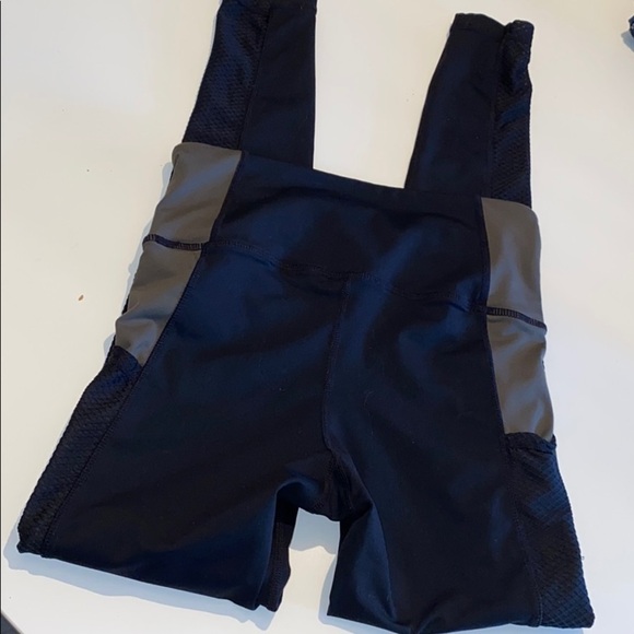 Mono b black and army green mesh panel leggings - Picture 5 of 7